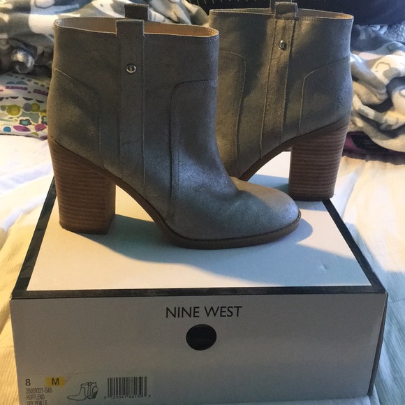 nine west silver boots